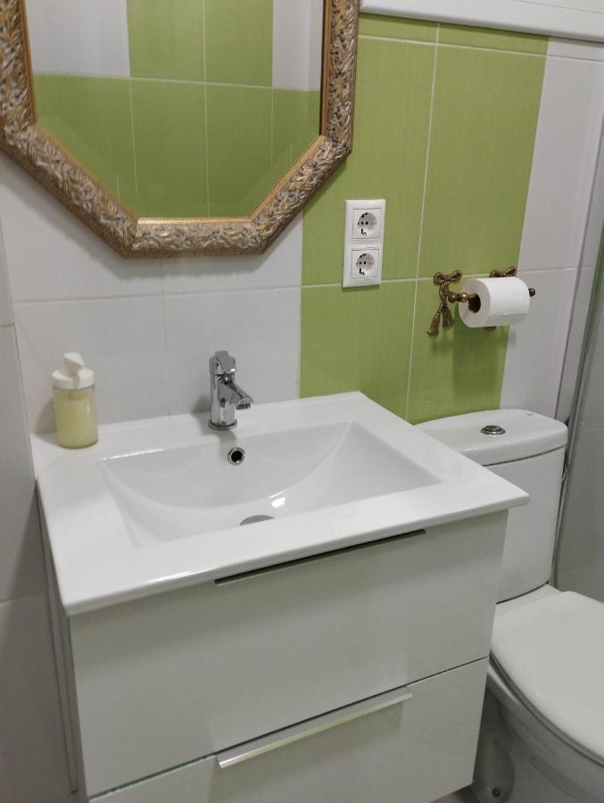 Apartment Fira Bcn Camp Nou Оспиталет-де-Льобрегат Экстерьер фото